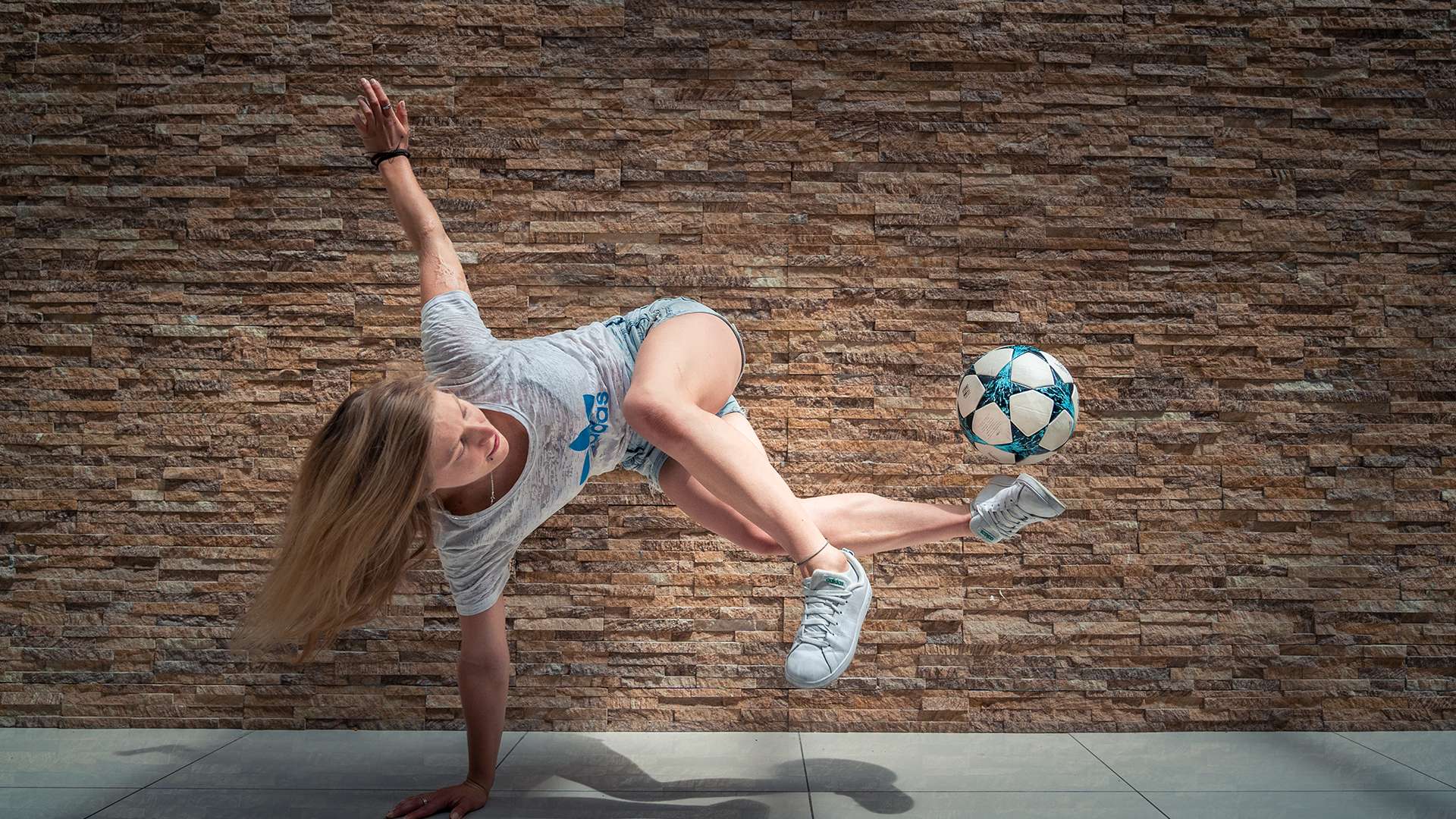 快船困境:薪资爆炸战绩崩盘,选秀权空未来堪忧